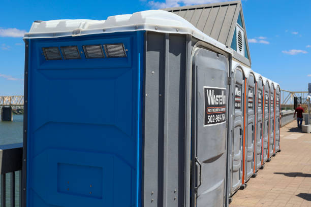 Best Restroom Trailer for Weddings in Groveland, ID